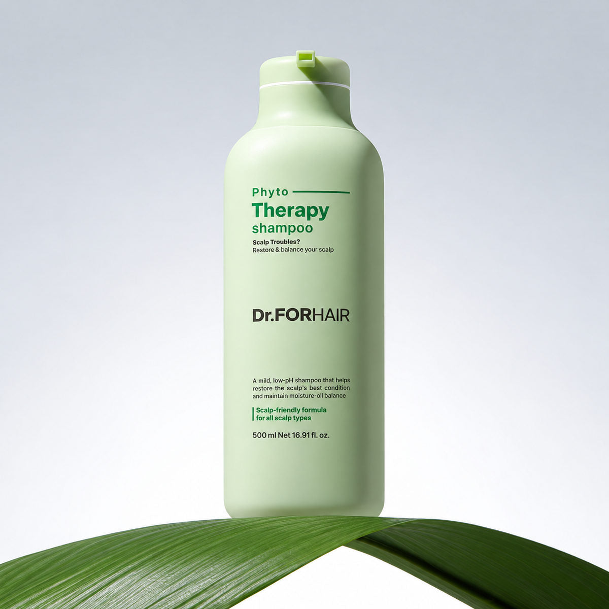 Graphic Dr.FORHAIR Phyto Therapy Shampoo (500 mL)